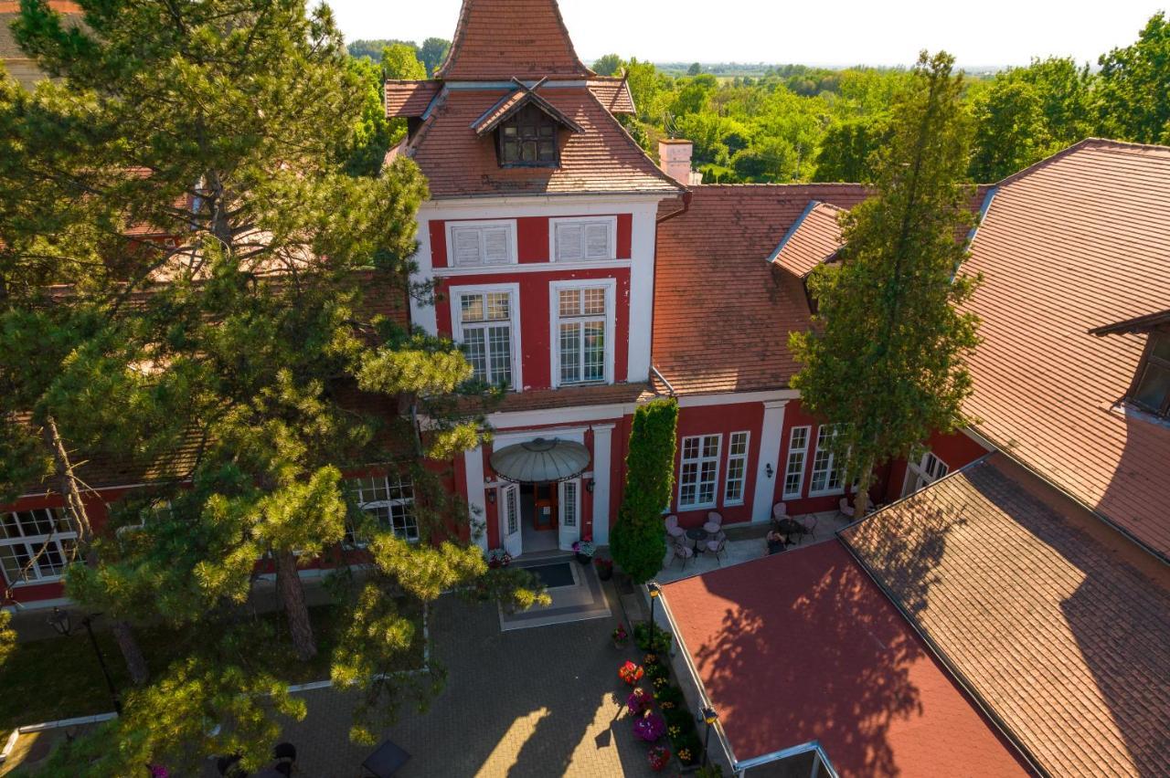Hotel Kastel Ecka Exterior foto